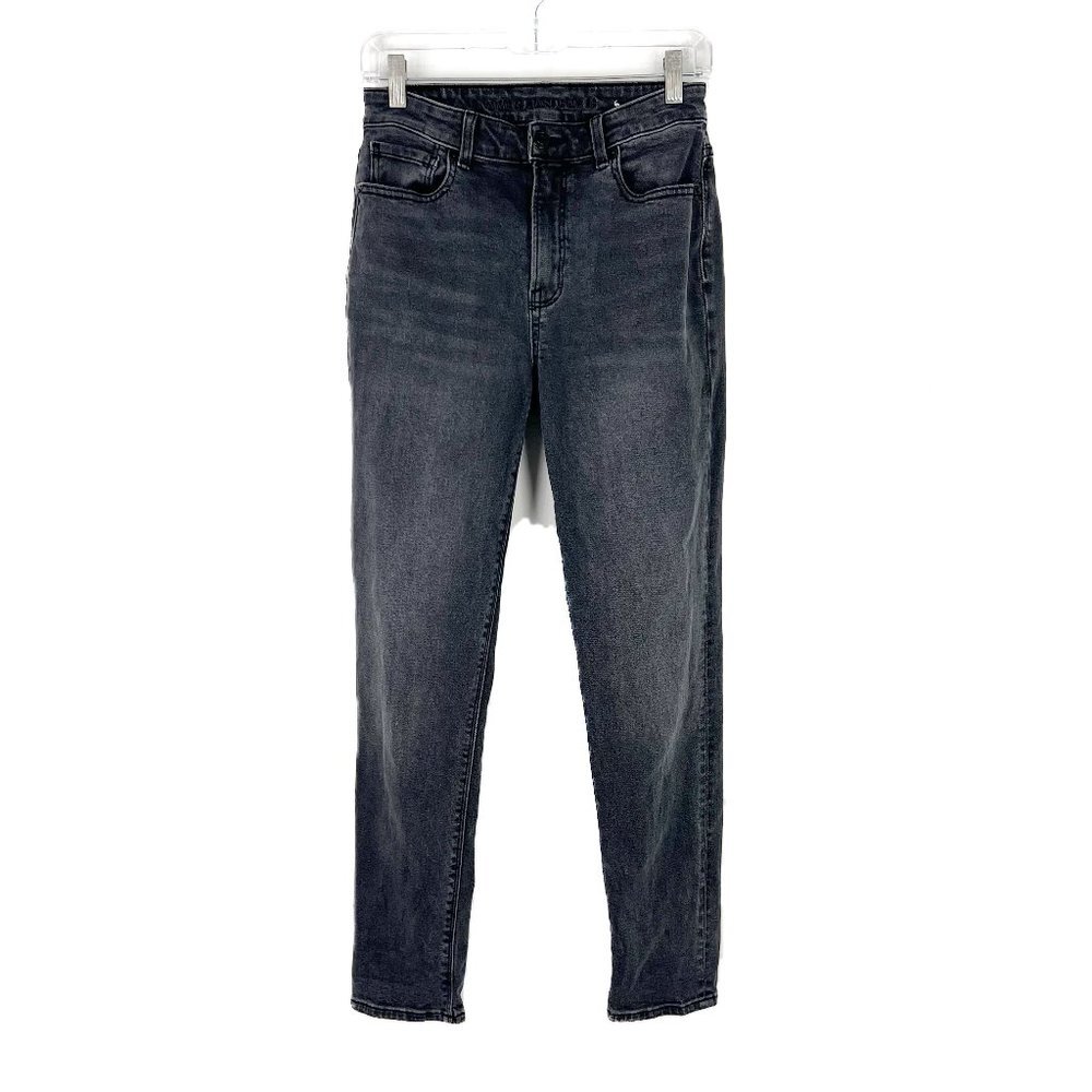 American Eagle Stretch Mom Jean Black Wash Size 2 EUC T2788